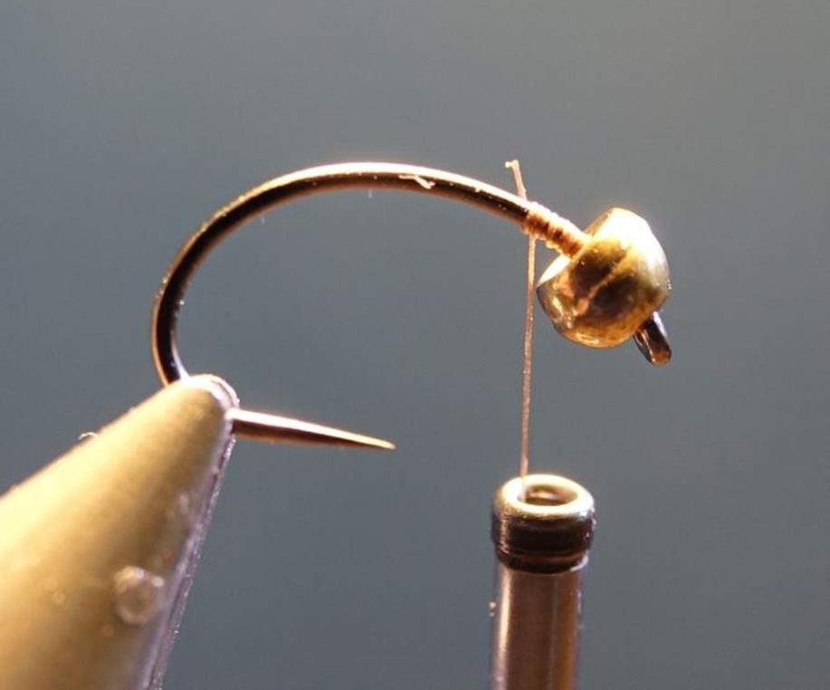 Nymphe bille dubbing lièvre hare fly tying mouche eclosion