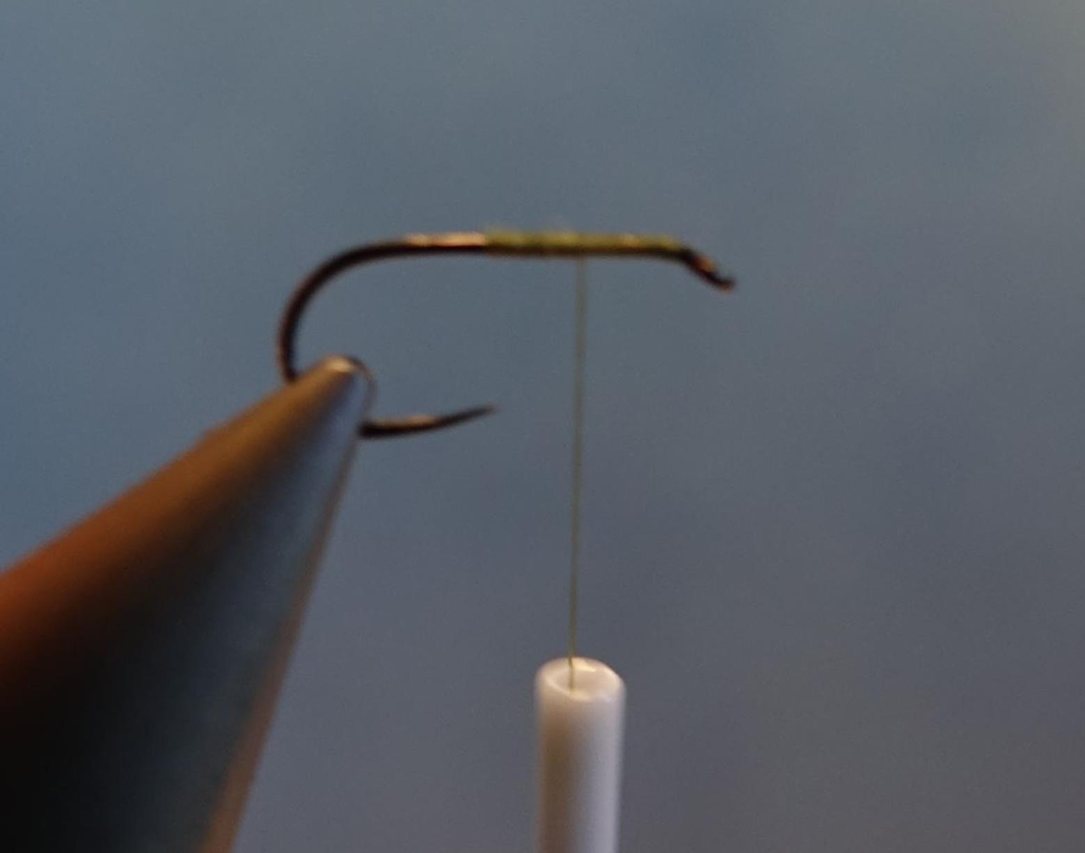 Comparadum poil cervidé olive fly tying mouche eclosion