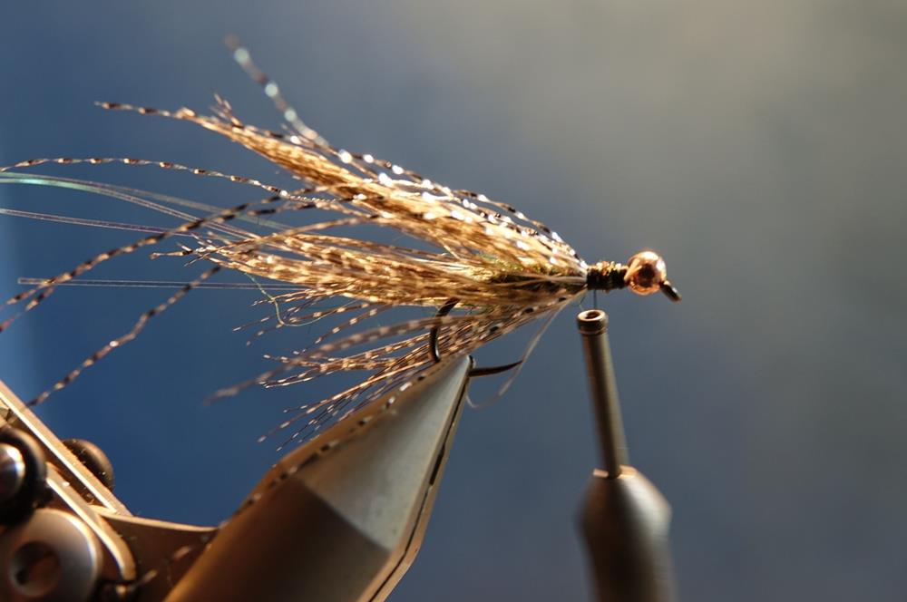 Streamer vairon flashabou rainbow mouche fly tying eclosion