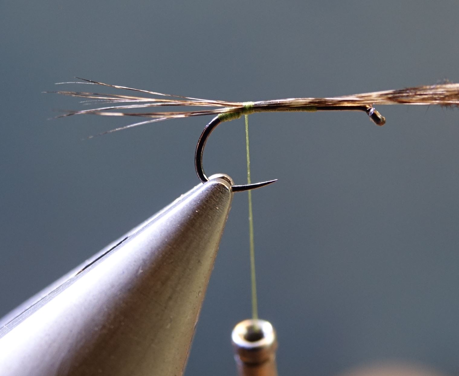 Spent parachute olive mouche fly tying eclosion