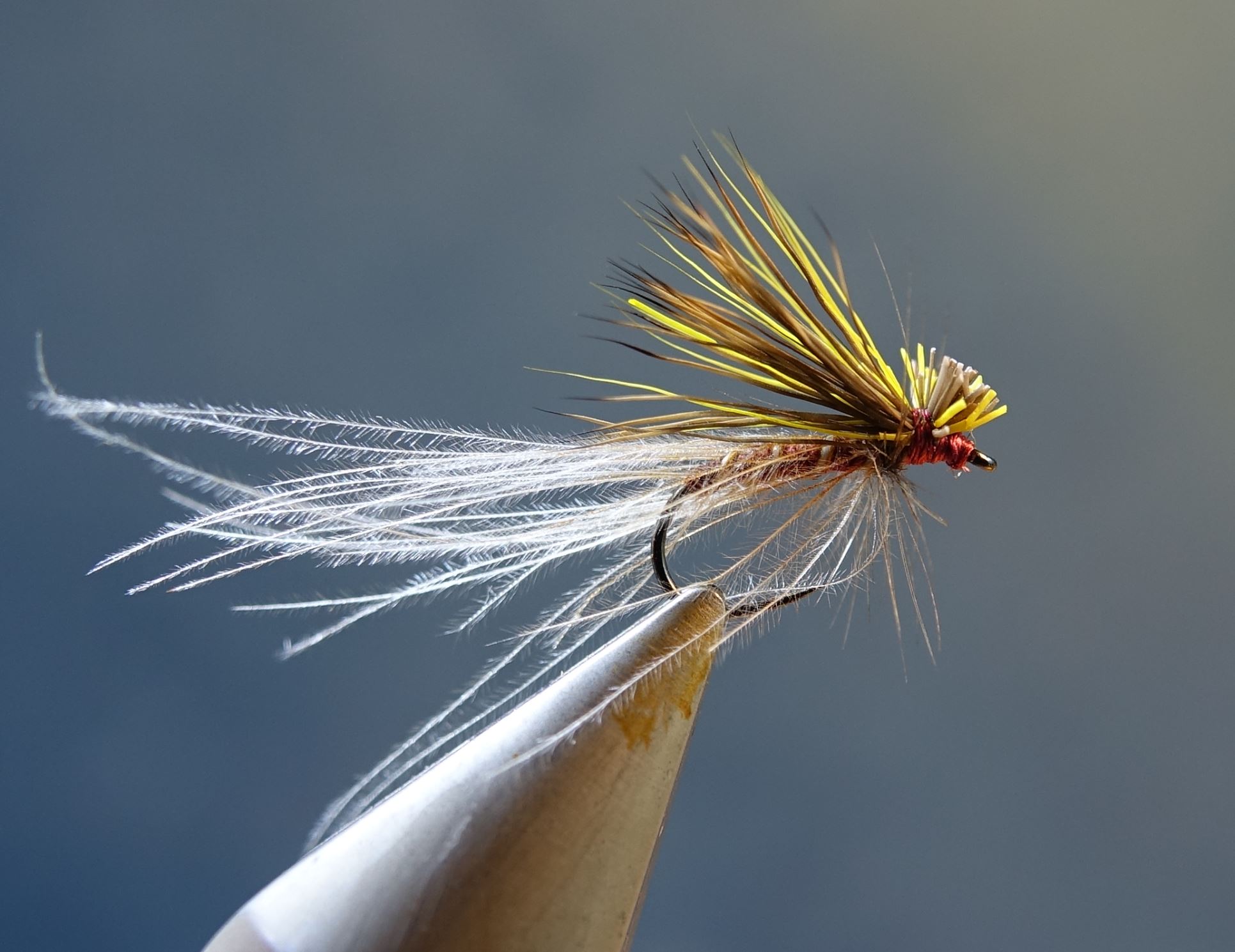 sulfure émergente poil cdc mouche fly tying eclosion