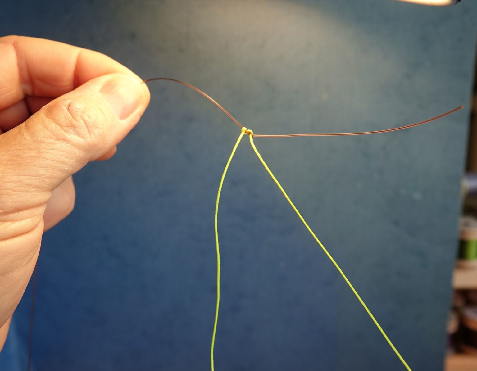 Nœud de raccord tresse fluorocarbone Éclosion