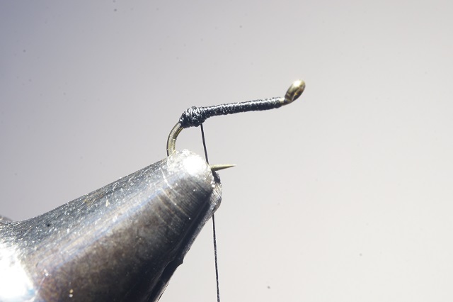 mouche tandem corps paon fly flytying tying mouche eclosion