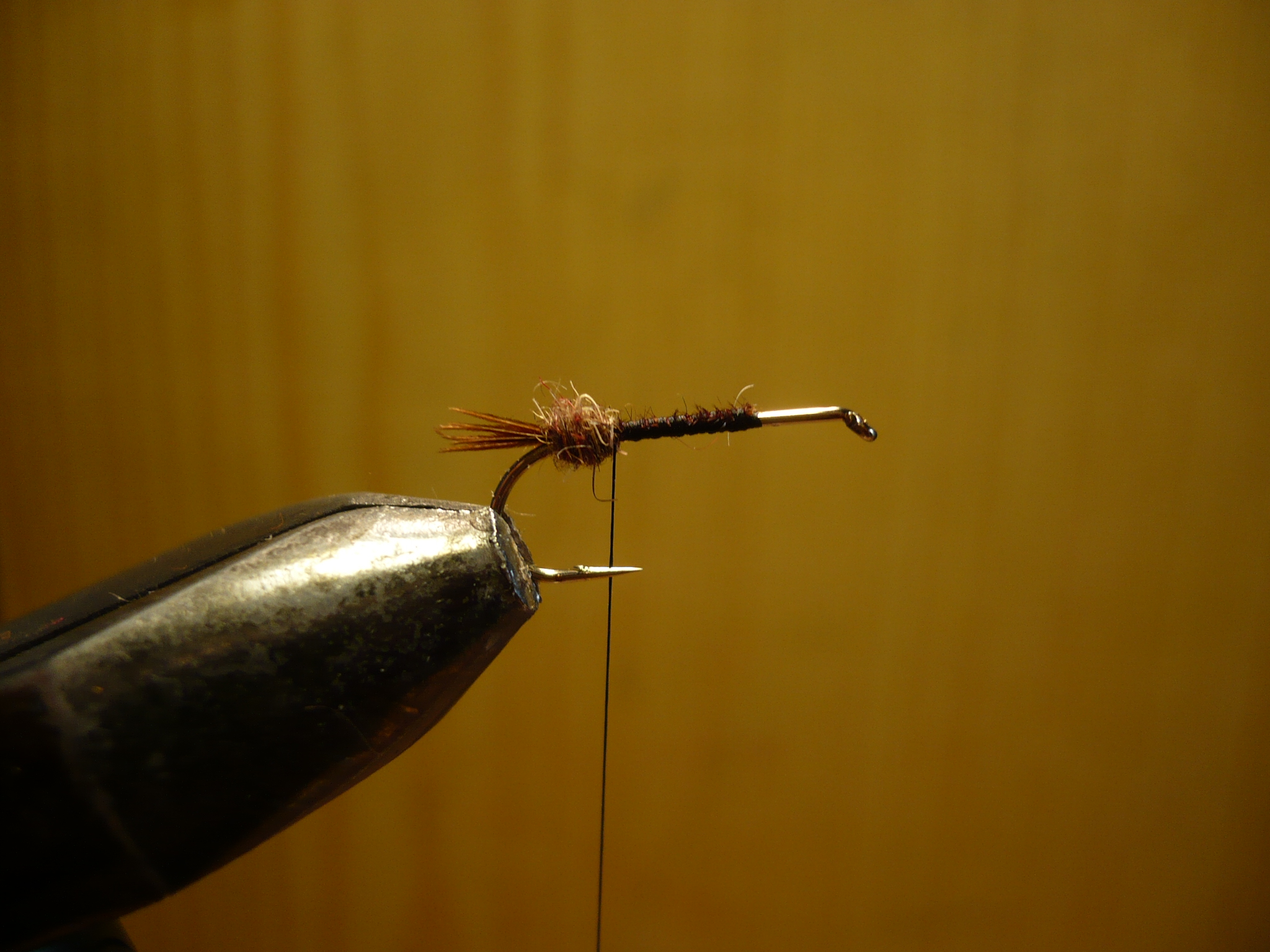 MDM mouche de may nymphe flytying tying fly eclosion