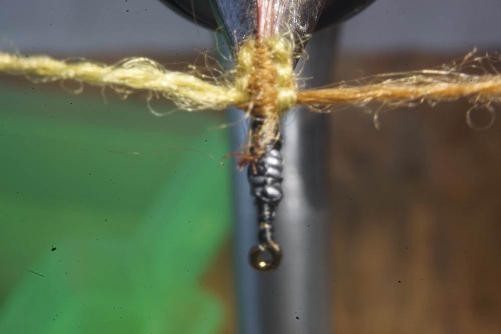 ANR flenette nymphe nymph fly tying flying eclosion