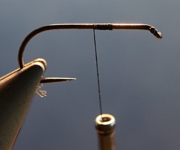 Thread soie flytying mouche fly eclosion