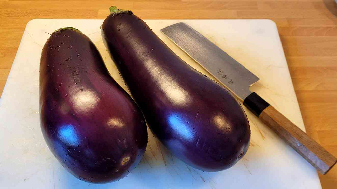 aubergines 1 (Copy)