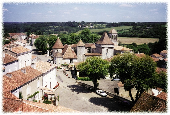 Varaignes chateau