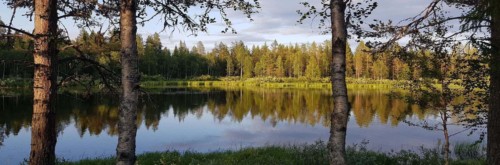 Lac au nord du cercle polaire (Finlande)